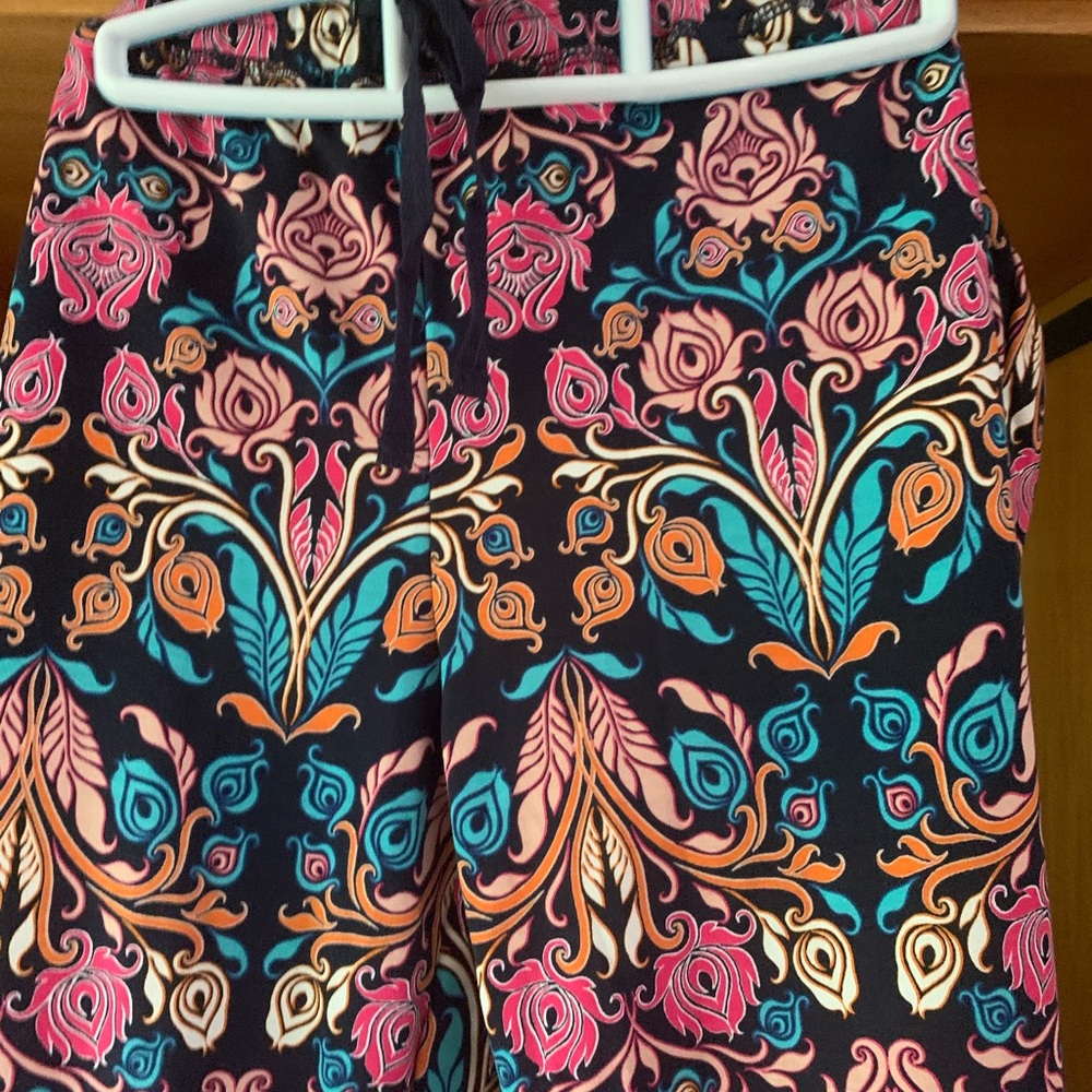 LuLaRoe Women's Multicolor Patterned Athletic Shorts